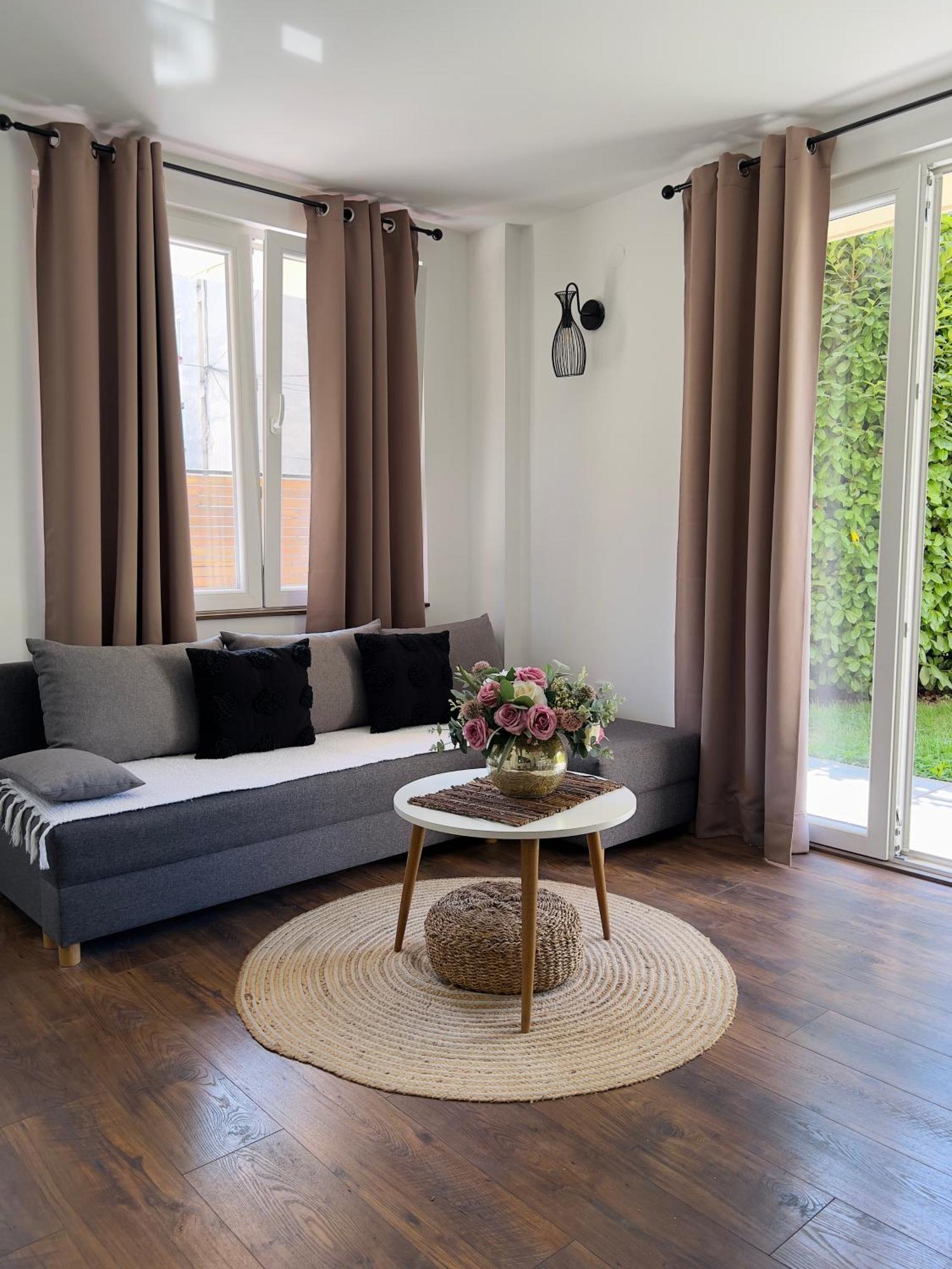 Apartments Zafira โอครีด ภายนอก รูปภาพ